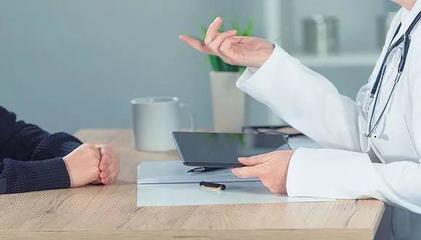 今日商業(yè)熱點聚焦 劉強東飯局爆料、Realme進軍中國市場與京東新增票務(wù)代理